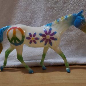 Breyer Classics Decorator Model Peace, Love, & Horses